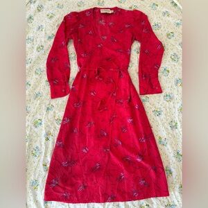 Diane Von Furstenburg vintage wrap dress Fuchsia size 4 floral